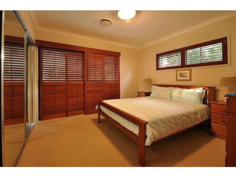 2/14 Gardenia Grove, Burleigh Heads QLD 4220