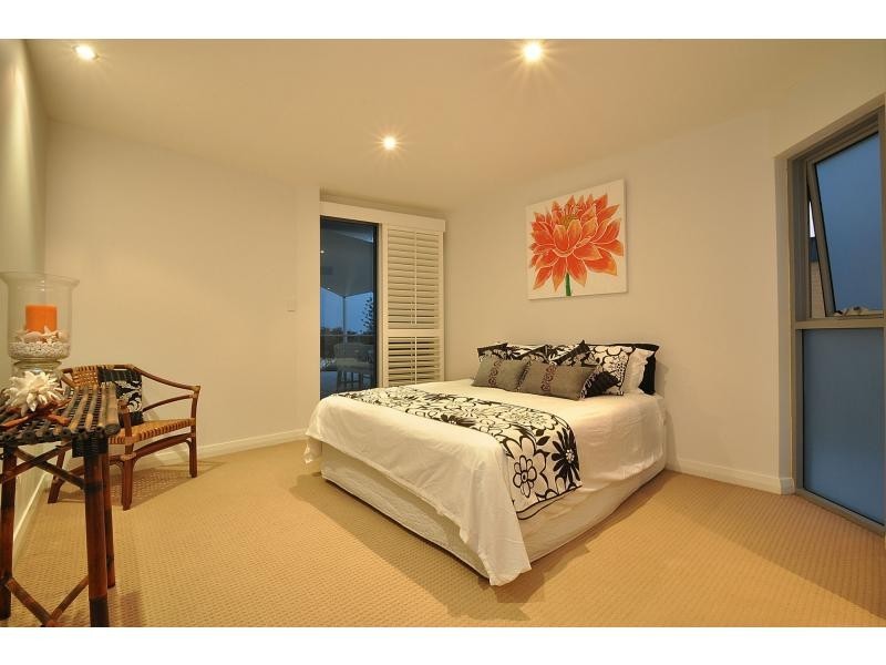 3/78 The Esplanade, Burleigh Heads QLD 4220