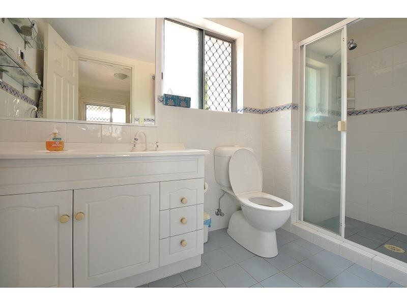 1/6 Petrel Avenue, Mermaid Beach QLD 4218