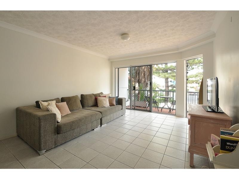 16/7 Redondo Avenue, Miami QLD 4220