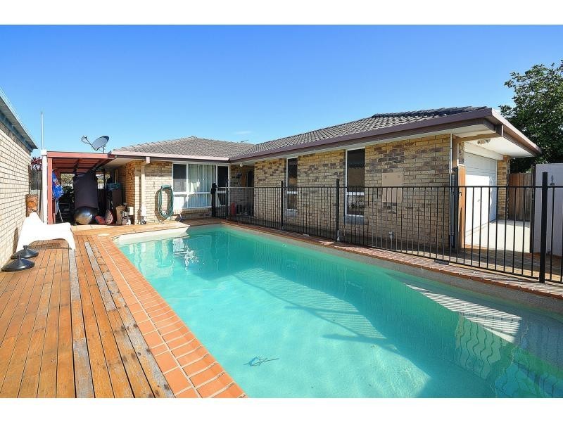 15 Ballerina Street, Burleigh Waters QLD 4220