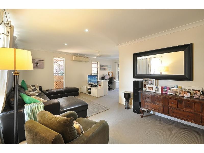 15 Ballerina Street, Burleigh Waters QLD 4220