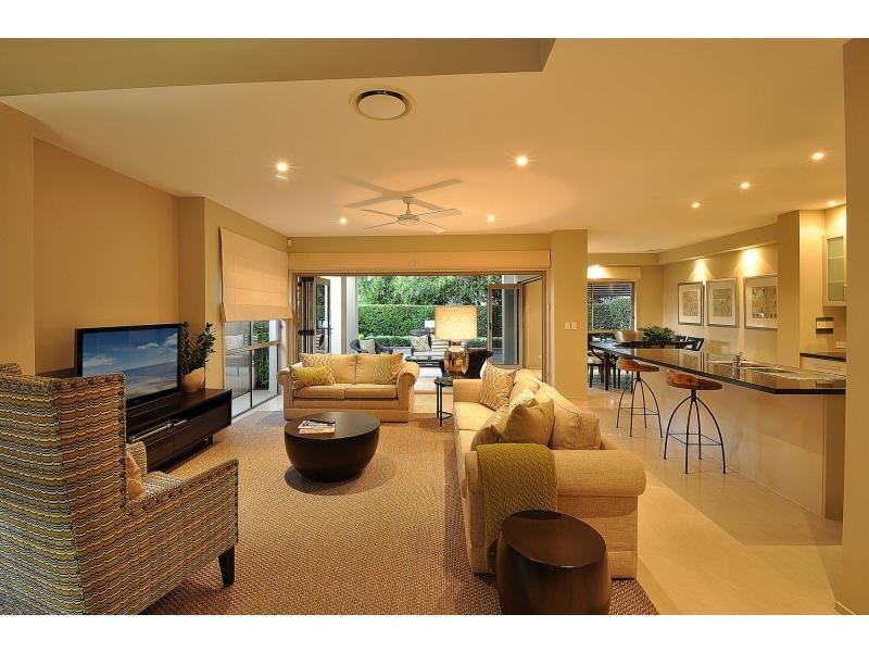 15 Bardon Avenue, Miami QLD 4220