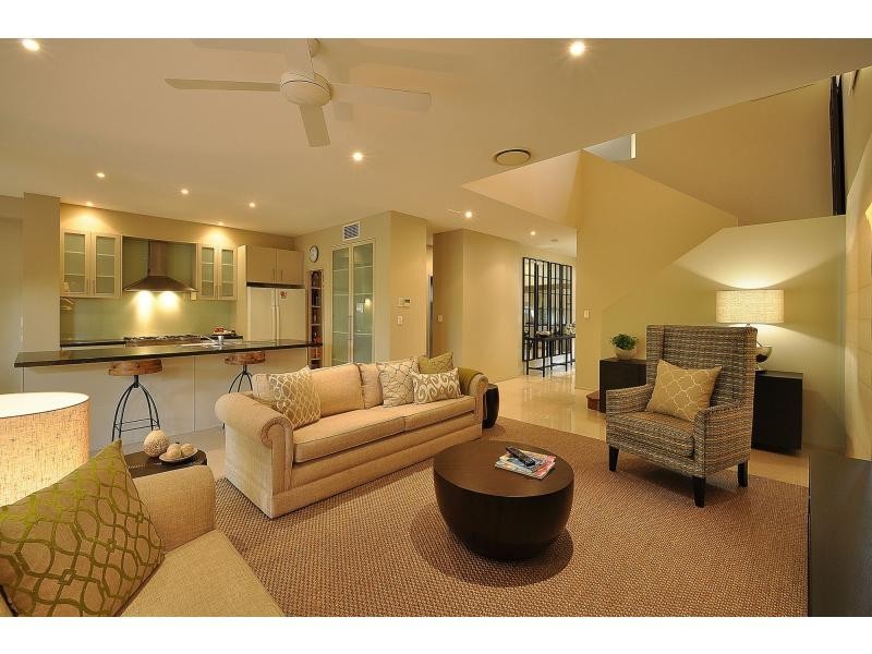 15 Bardon Avenue, Miami QLD 4220