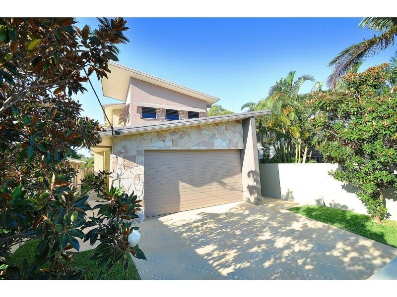 15 Bardon Avenue, Miami QLD 4220