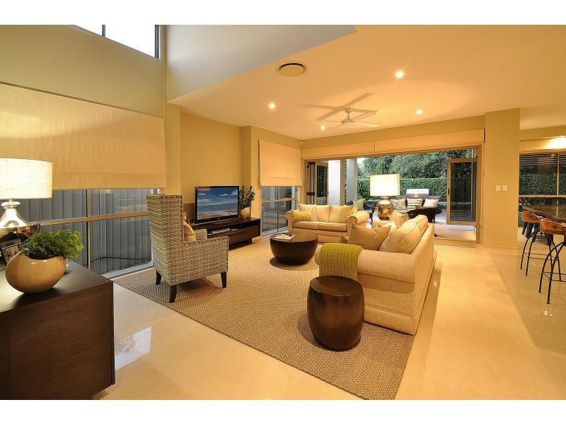 15 Bardon Avenue, Miami QLD 4220