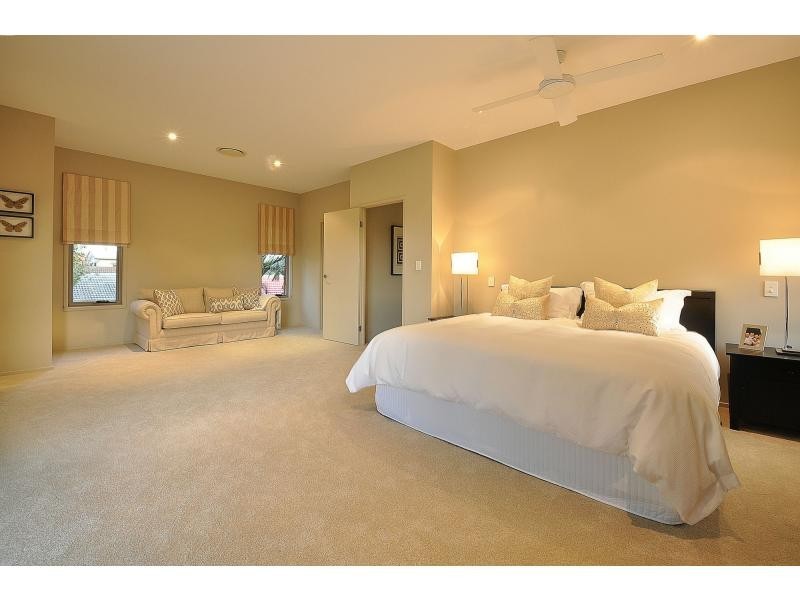 15 Bardon Avenue, Miami QLD 4220
