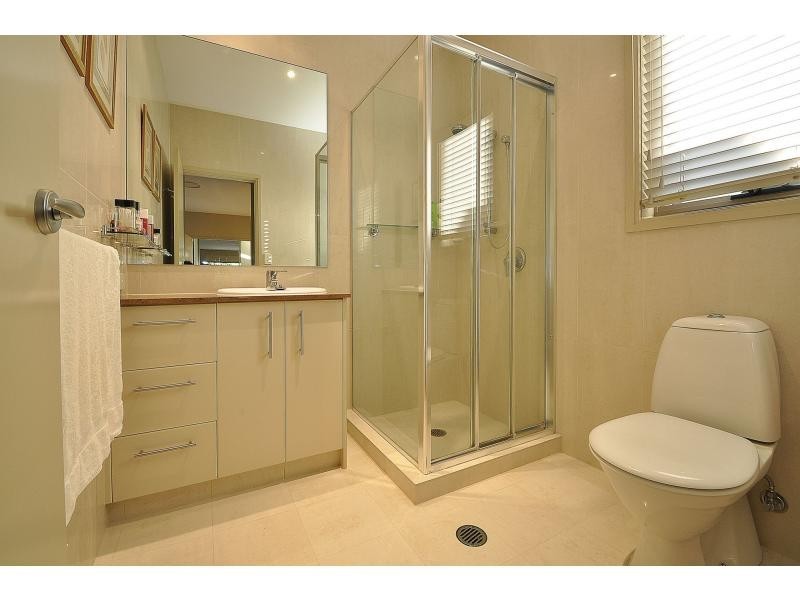 15 Bardon Avenue, Miami QLD 4220