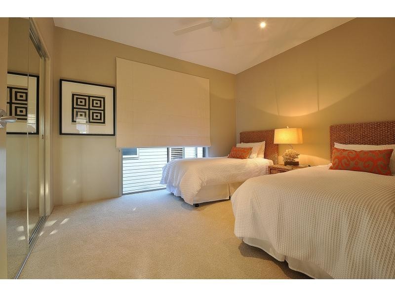 15 Bardon Avenue, Miami QLD 4220