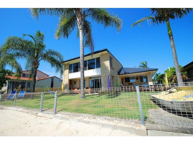 222 Mallawa Drive, Palm Beach QLD 4221