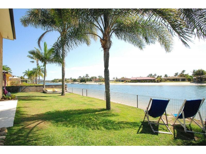 222 Mallawa Drive, Palm Beach QLD 4221