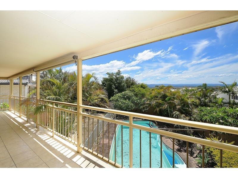 3 Gabrielle Grove, Burleigh Heads QLD 4220