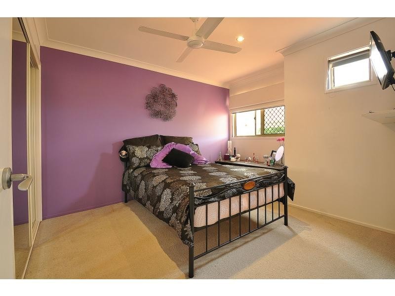 8/21 Beachcomber Court, Burleigh Waters QLD 4220