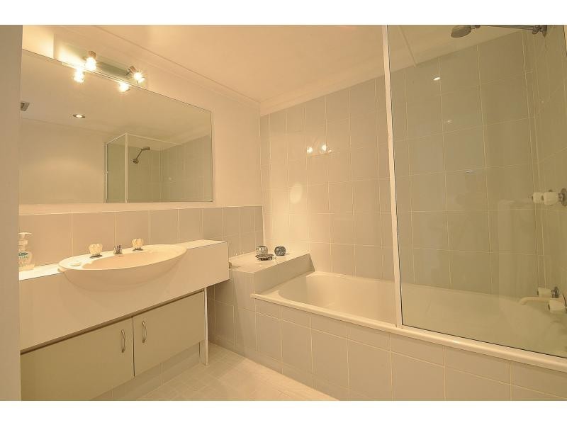 #/99 Petrel Avenue, Mermaid Beach QLD 4218