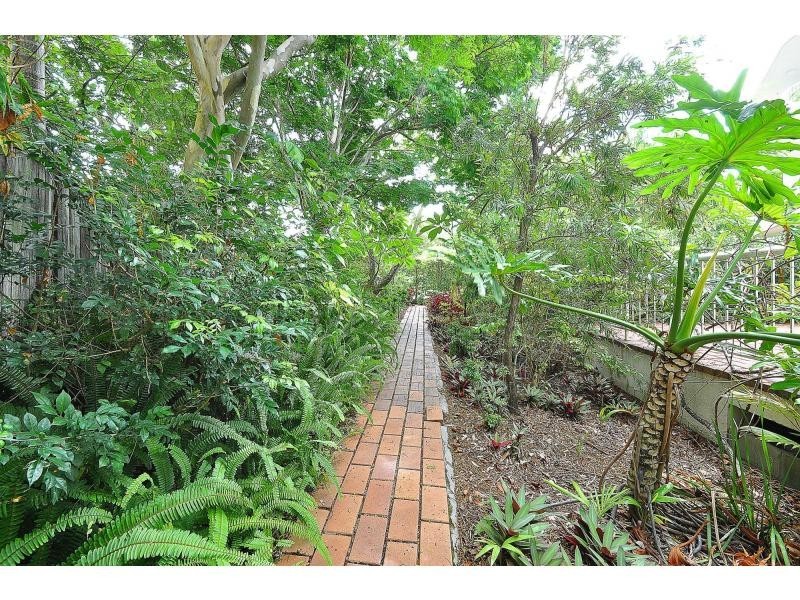 #/99 Petrel Avenue, Mermaid Beach QLD 4218