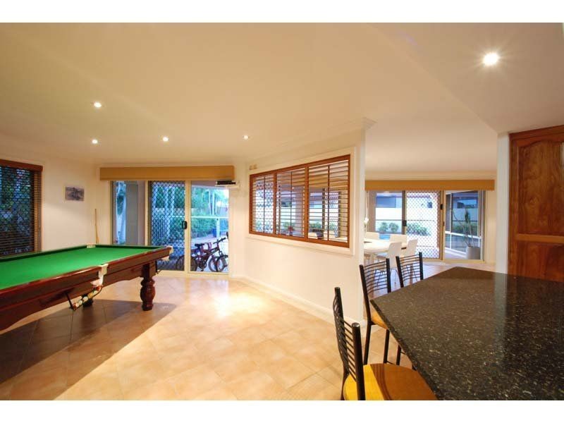6 Julatten Drive, Robina QLD 4226