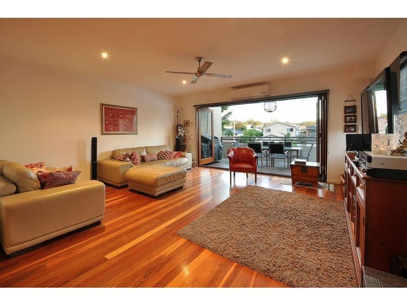 1/3 First Avenue, Palm Beach QLD 4221