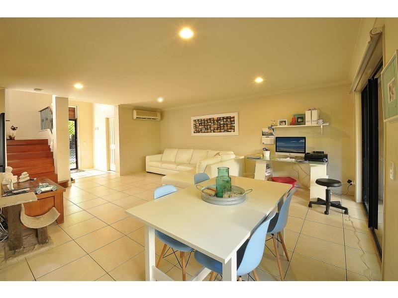 Varsity Lakes QLD 4227