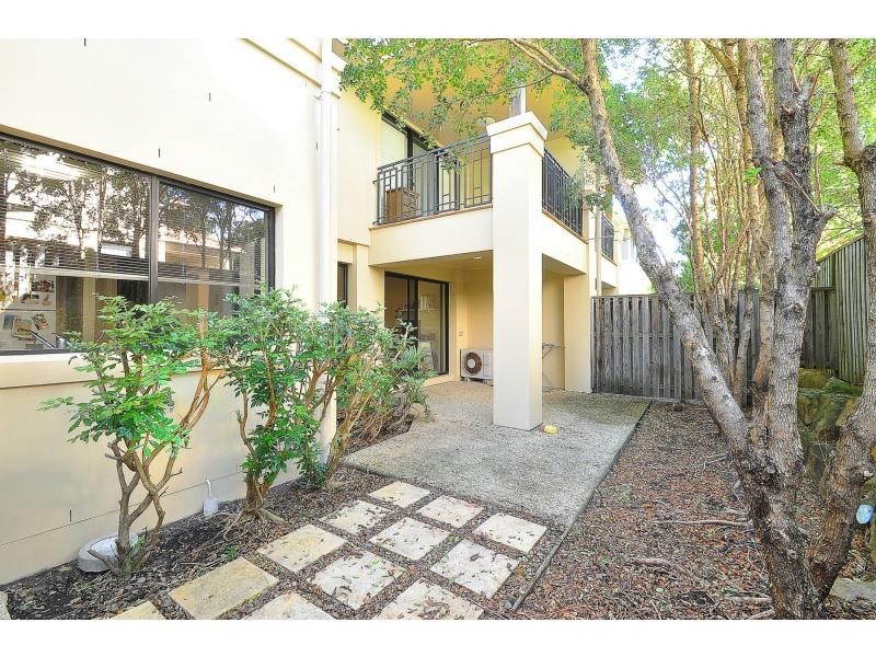 Varsity Lakes QLD 4227