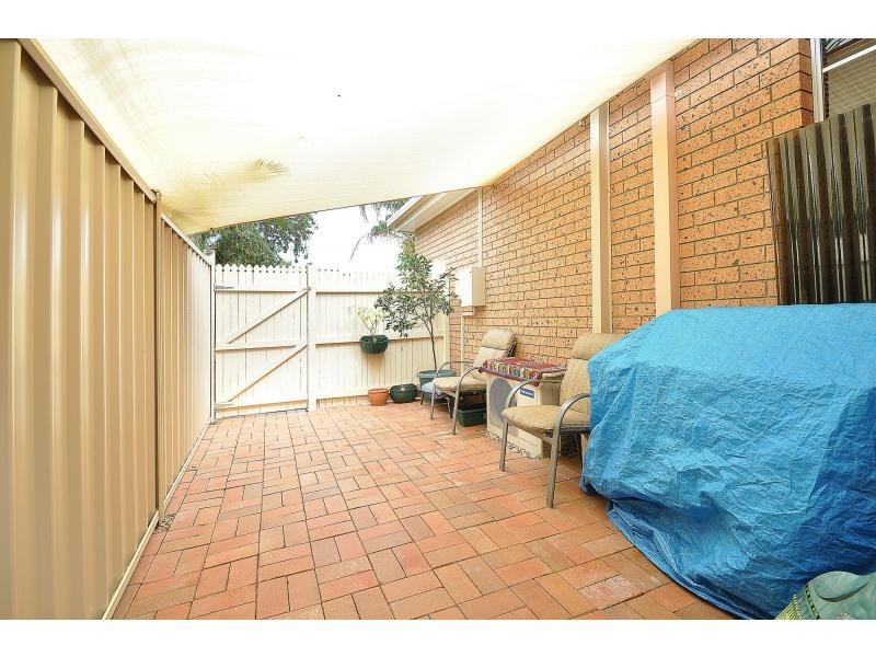 4/9 Sunbird Street, Burleigh Waters QLD 4220
