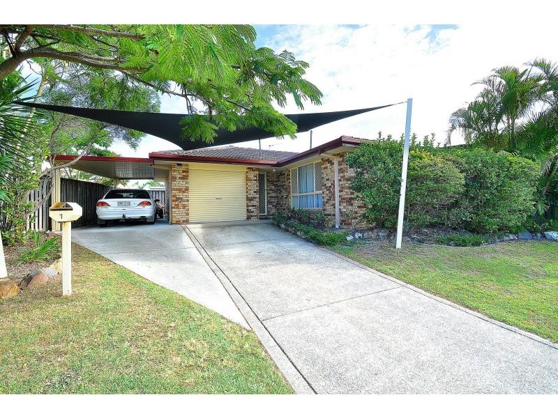 1 Mojave Drive, Burleigh Waters QLD 4220