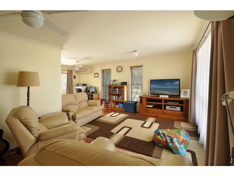 1 Mojave Drive, Burleigh Waters QLD 4220