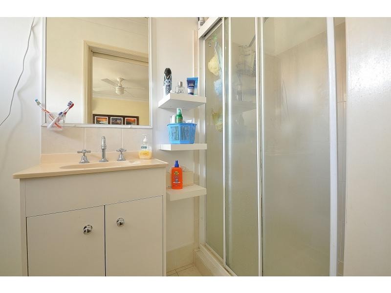 1 Mojave Drive, Burleigh Waters QLD 4220