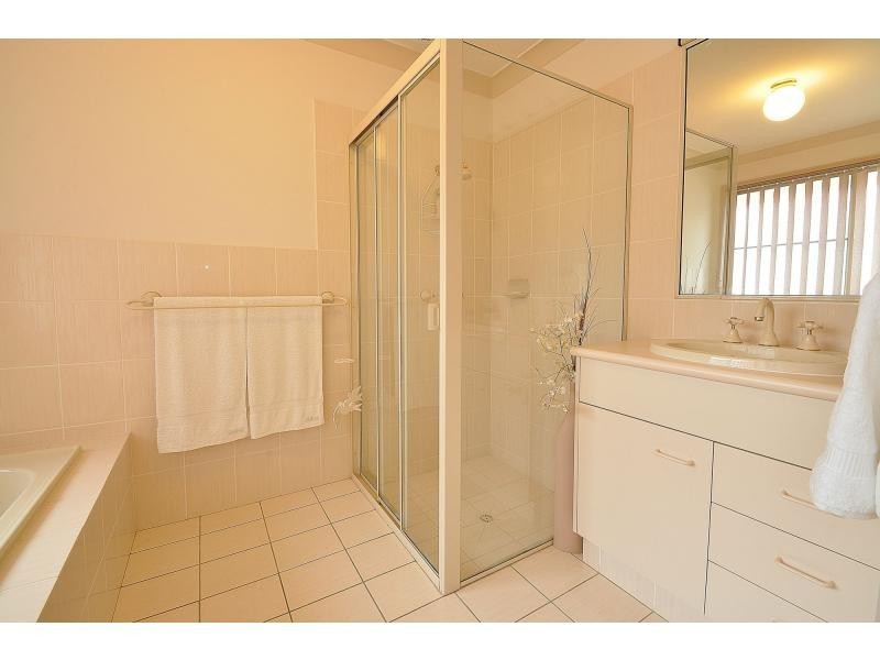 90 Dunlin Drive, Burleigh Waters QLD 4220