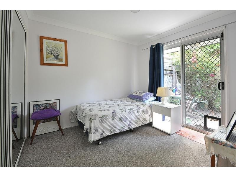 2/35 Killarney Avenue, Robina QLD 4226