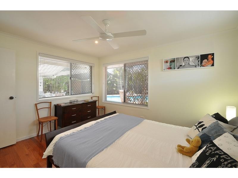 13 Curlew Crescent, Burleigh Waters QLD 4220