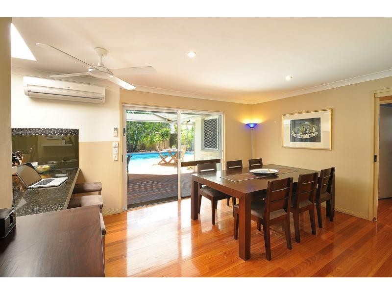 13 Curlew Crescent, Burleigh Waters QLD 4220