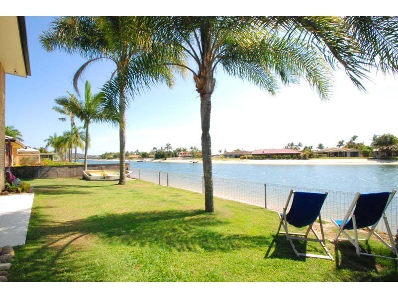 222 Mallawa Drive, Palm Beach QLD 4221