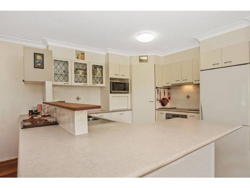 2/14 Nobby Parade, Miami QLD 4220