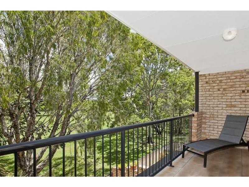 2/14 Nobby Parade, Miami QLD 4220