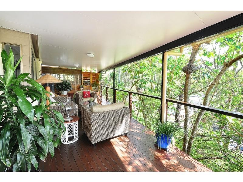 83 Ocean Parade, Burleigh Heads QLD 4220