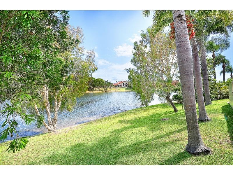 94 Jabiru Avenue, Burleigh Waters QLD 4220