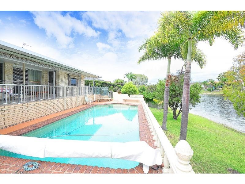 94 Jabiru Avenue, Burleigh Waters QLD 4220