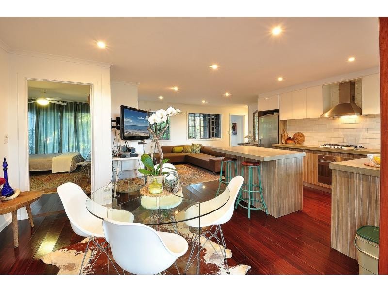 5 Kabool Road, Burleigh Heads QLD 4220