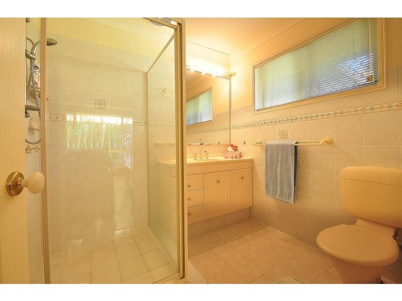 34 Islander Court, Burleigh Waters QLD 4220