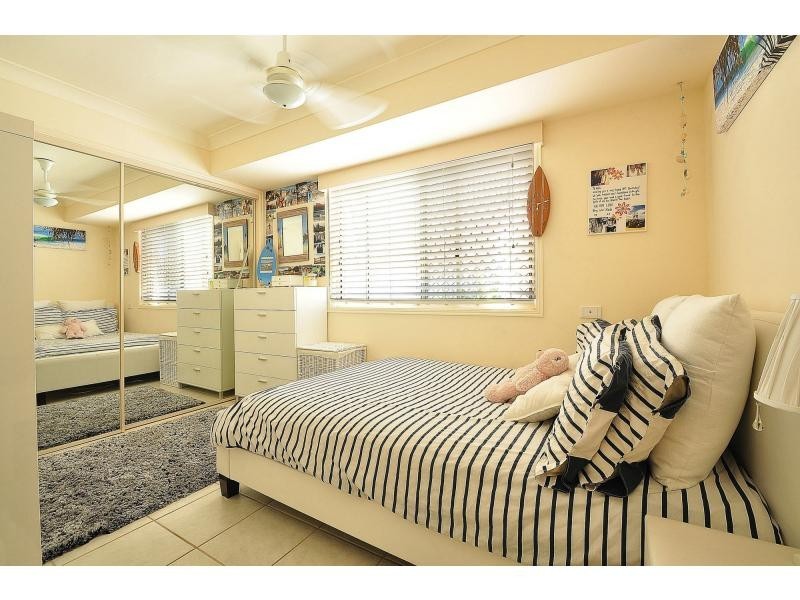 34 Islander Court, Burleigh Waters QLD 4220