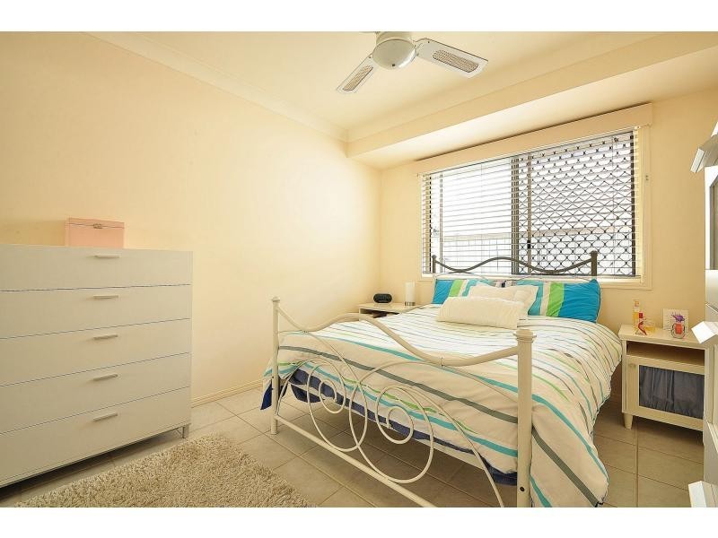 34 Islander Court, Burleigh Waters QLD 4220