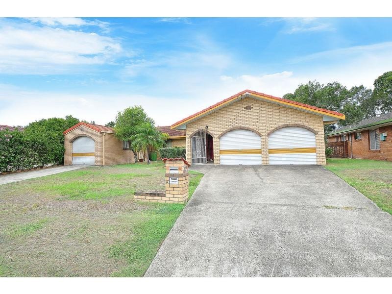 5 Kingfisher Crescent, Burleigh Waters QLD 4220
