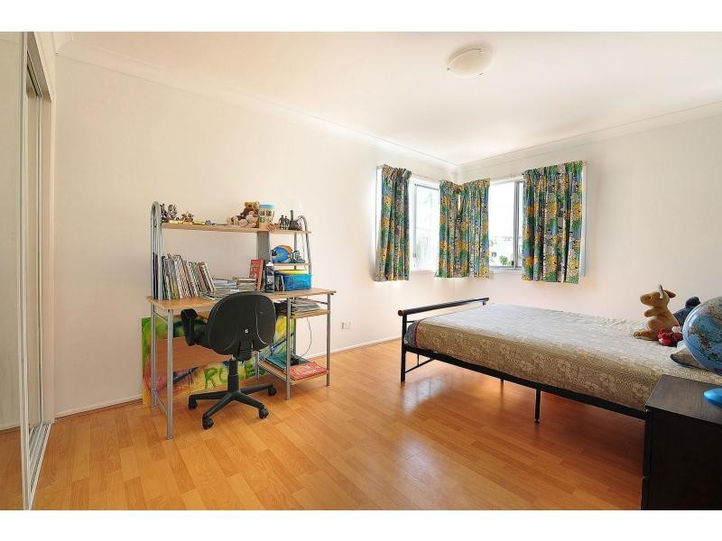 16 Aruma Avenue, Burleigh Waters QLD 4220