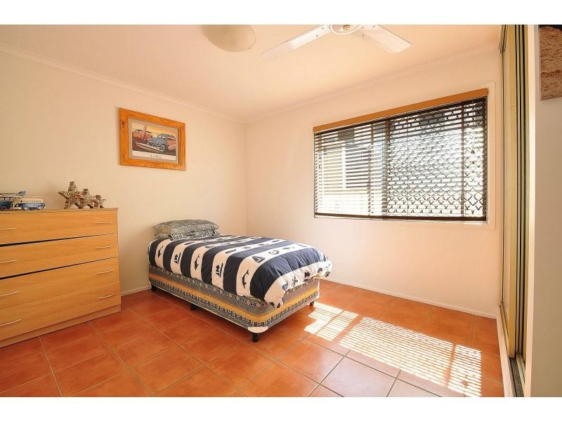 16 Aruma Avenue, Burleigh Waters QLD 4220