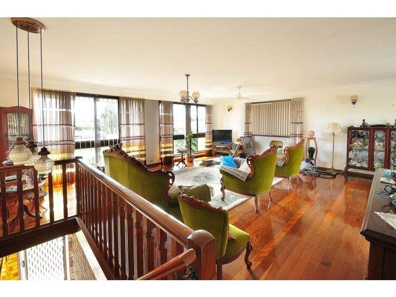 56 Burleigh Street, Burleigh Waters QLD 4220