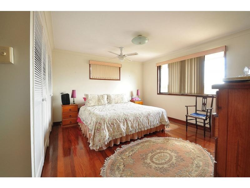 56 Burleigh Street, Burleigh Waters QLD 4220