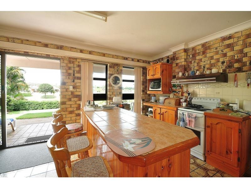 56 Burleigh Street, Burleigh Waters QLD 4220