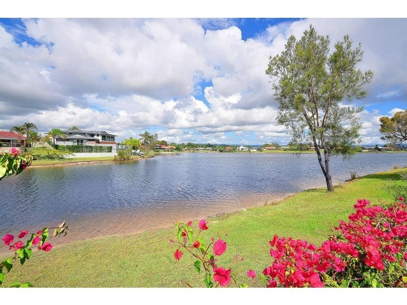 56 Burleigh Street, Burleigh Waters QLD 4220