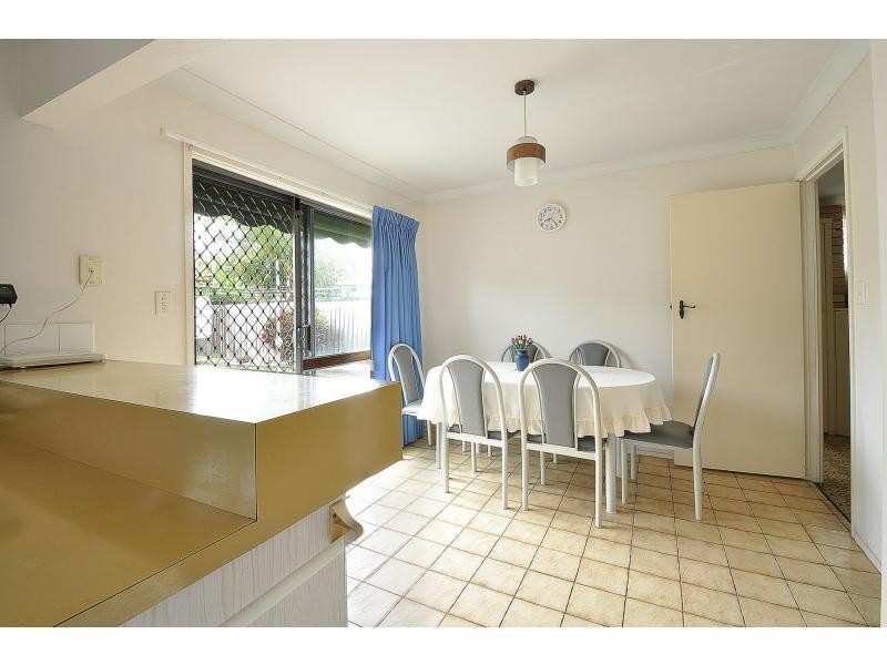 4 Kingfisher Crescent, Burleigh Waters QLD 4220