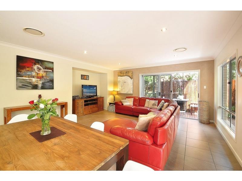 1 Plantation Road, Burleigh Heads QLD 4220